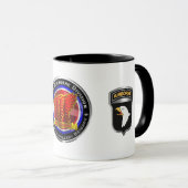 101. Im Flugzeug Division Artillery Brigade Tasse (VorderseiteRechts)