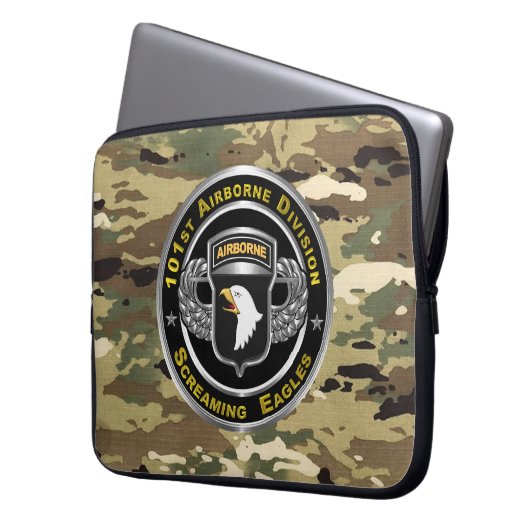 101. Im Flugzeug Division Laptopschutzhülle (Vorderseite Links)