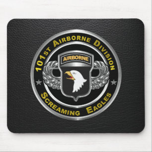 101. Im Flugzeug Division Mousepad