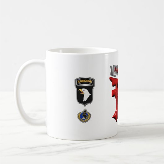 101. Im Flugzeug Division Rakkasans Kaffeetasse (Links)