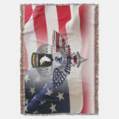 101. Im Flugzeug Division Screaming Eagles Veteran Decke (Vorderseite Vertikal)