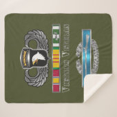 101. Im Flugzeug Division Vietnam Veteran Sherpadecke (Vorderseite (Horizontal))