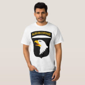101st Im Flugzeug T-Shirt (Vorne ganz)