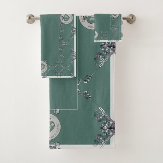 10.11.20.25.70. Silvery Gray Badhandtuch Set (Insitu)