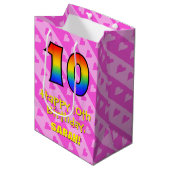 10. Geburtstag: Fun Pink Hearts Streifen; Regenbog Mittlere Geschenktüte (Vorderseite Schrägansicht)