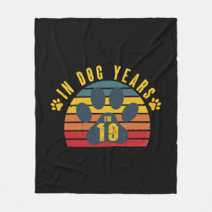 10 in Hundejahren Fleecedecke