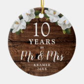 10 Jahre als Personalisiert Rustikaler Jahrestag Keramik Ornament (Vorne)