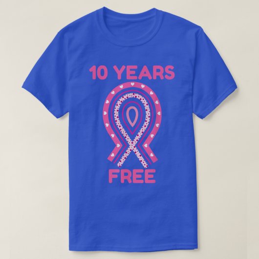 10 Jahre Brustkrebs Überlebende Pink Hearts Ribbon T-Shirt (Design vorne)