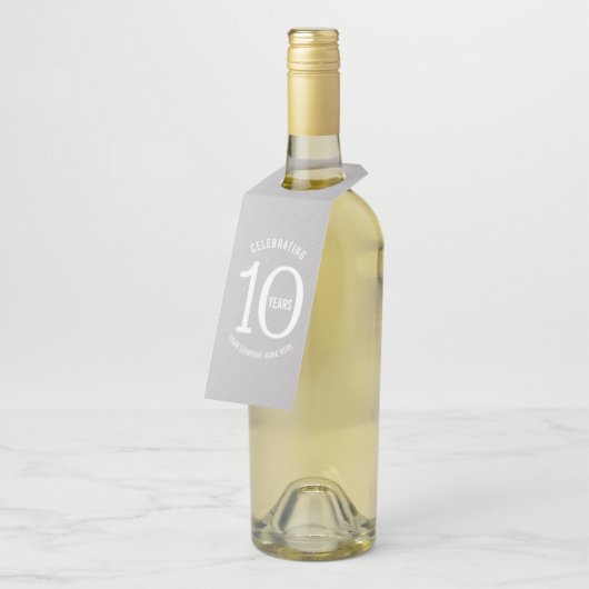 10 Jahre Firmenjubiläum Party Metallic Look Flaschenanhänger (Angewinkelt)