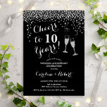 10. Jubiläum - Feiern bis 10 Jahre Silberschwarz Einladung<br><div class="desc">Einladung zum zehnten Hochzeitstag. Feiert bis 10 Jahre! Elegantes Design in Schwarz und Silber. Mit Champagnergläsern,  Script-Schriftart und Konfetti. Perfekt für eine stilvolle Feier von 10 Jahren Ehe. Gedruckte Zazzle Einladungen oder Sofortdownload digitalen Vorlage. Kann für jedes Jahr angepasst werden! Personalisieren Sie Ihre persönlichen Daten.</div>