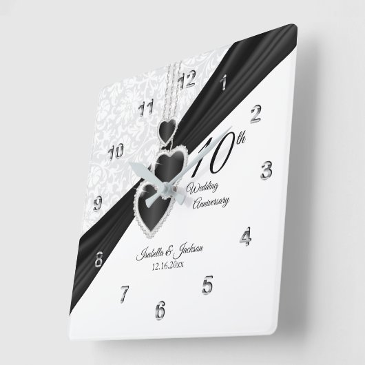 10. Onyx und White Wedding Anniversary Keepake Quadratische Wanduhr (Winkel)
