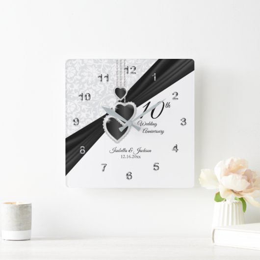 10. Onyx und White Wedding Anniversary Keepake Quadratische Wanduhr (Zuhause)