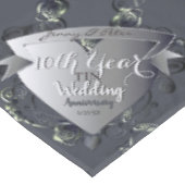 10. Rose Zinn Hochzeitstag Tischdecke (Schrägansicht)