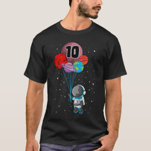 10 Weltraum Geburtstag Holding Planets Astronaut B T-Shirt