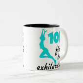10K Aqua Finish Line Zweifarbige Tasse (VorderseiteRechts)