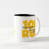 10K Gelb laufen Zweifarbige Tasse (VorderseiteRechts)