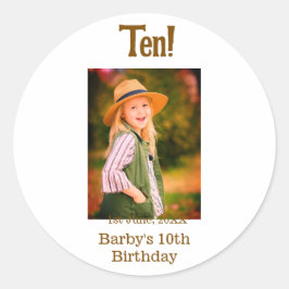 10th birthday photo name date simple brown beige b runder aufkleber