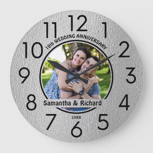 10th Wedding Tin Jubiläum Couple Name Foto Große Wanduhr (Vorderseite)