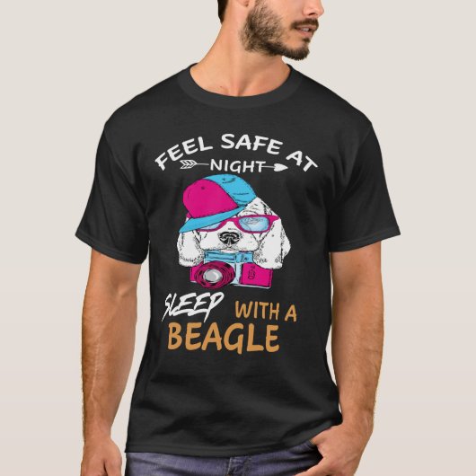 119 fühlen sich bei Nachtruhe mit Beagle sicher T-Shirt (Vorderseite)
