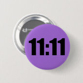 11:11 Uhr Lucky Time Digital Clock Lila Button (Vorne & Hinten)