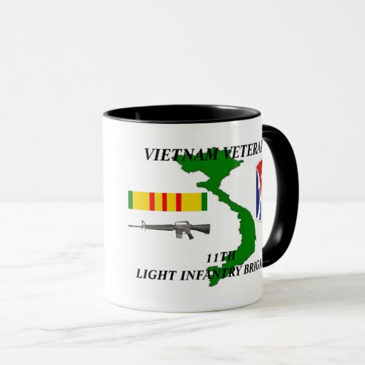 11. Helle Tasse (VorderseiteRechts)