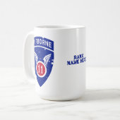 11. Im Flugzeug Abteilung "Arktische Engel" erschü Kaffeetasse (Vorderseite Links)