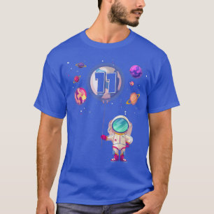 11 Jahre alter Geburtstagskind gibt Astronauten 11 T-Shirt