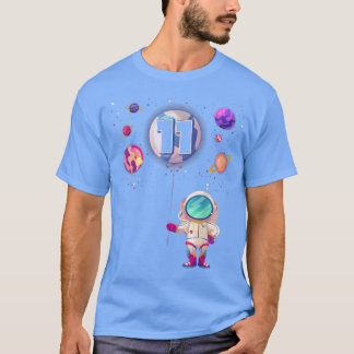 11 Jahre alter Geburtstagskind gibt Astronauten 11 T-Shirt