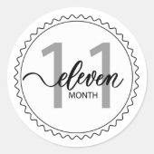 11 Monate Klassischer Rundaufkleber Runder Aufkleber (Vorderseite)