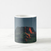 11 oz Tasse mit "Desert Monuments"-Bild (Mittel)