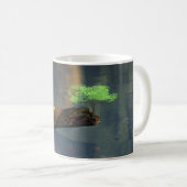 11oz-Tasse mit "Wiedergeburt (Grün)"-Bild Kaffeetasse (VorderseiteRechts)