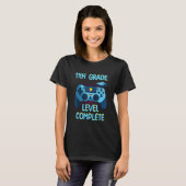 11th Grade Level Complete Last Day Of School game T-Shirt (Vorne ganz)