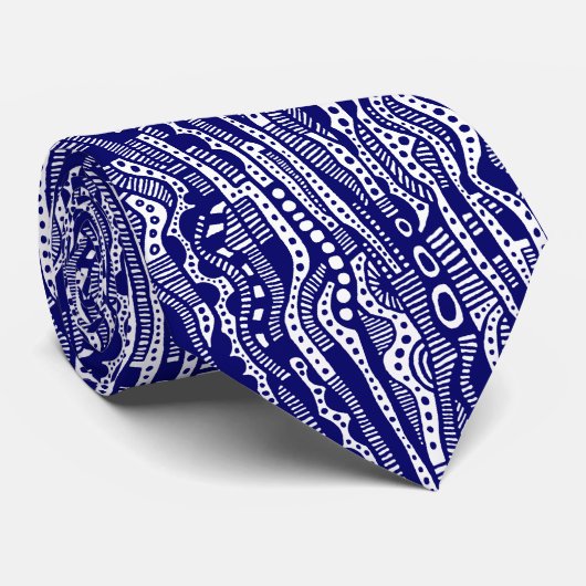 12015 - Deep Navy on White Krawatte (Gerollt)