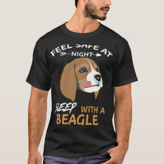 123 fühlen sich bei Nachtruhe mit Beagle sicher T-Shirt