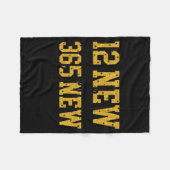 12 New Chapters 365 New Chances Happy New Year Par Fleecedecke (Vorderseite (Horizontal))