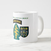 12. SPEZIELLE KRAFT-GRUPPEN-TUNNEL-BOHRWAGENTasse Jumbo-Tasse (Vorderseite Rechts)