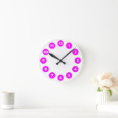 12 Spots - Weiß mit Magenta auf Weiß Runde Wanduhr (Zuhause)