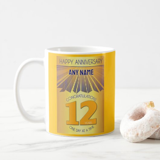 12 Year Sober Anniversary | Golden Ray 12 Step Kaffeetasse (Mit Donut)