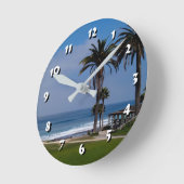 12 Zahlenoptionen - Strand und BaumUhr Runde Wanduhr (Winkel)