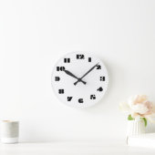 12 Zahlenoptionen zur Auswahl aus weißer Uhr (Zuhause)