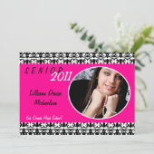 12x18 Hot Pink Damask Foto Senior Ankündigung (Stehend Vorderseite)