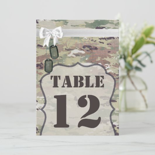 12x18 Tischnummer Card Army OCP Camouflage Uniform (Stehend Vorderseite)