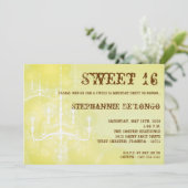 12x18 Yellow Chandelier Sweet 16 Birthday Einladun Einladung (Stehend Vorderseite)