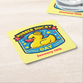13.01. - Gummi Ducky Day Rechteckiger Pappuntersetzer (angewinkelt)
