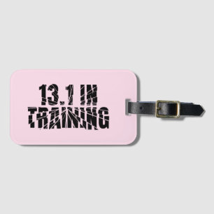 13.1 Beim Training Halbmarathonläufer zerbrochenes Gepäckanhänger
