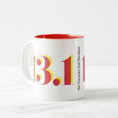 13.1 Halbmarathon mit fett gelbem roten Text Zweifarbige Tasse (Vorderseite Links)