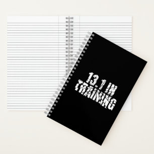 13.1 in Training Halbmarathon Laufen gebrochen Wor Notizblock