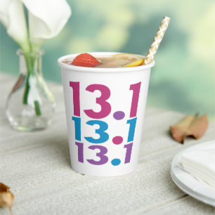 13.1 Marathonläufer - Halbmarathonlauf Thema Pappbecher