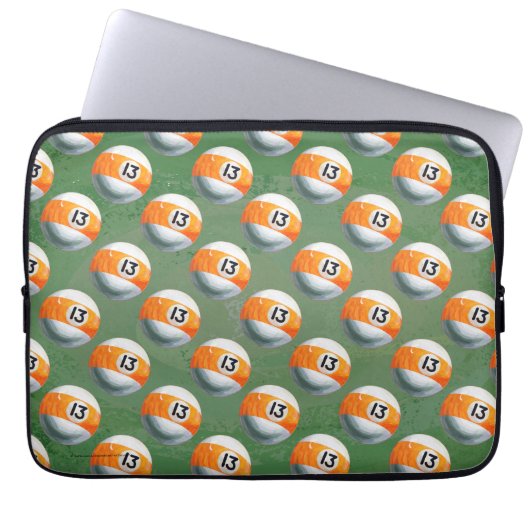 13 Ball Painted Pattern Laptopschutzhülle (Vorderseite)