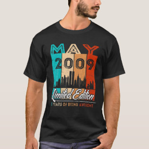 13 Jahre alte Geschenke 13. Geburtstag Vintage Mai T-Shirt